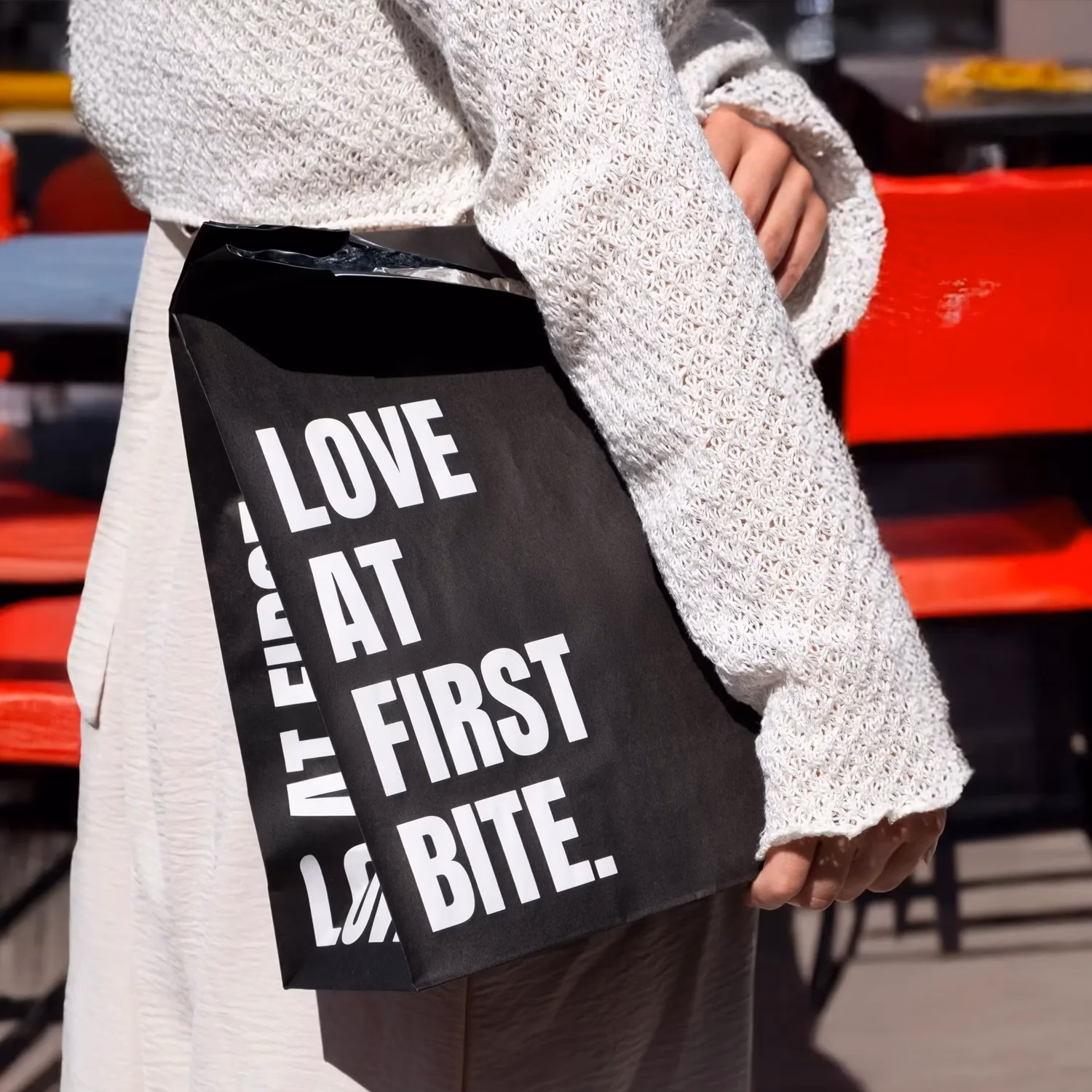 TORBA PAPIEROWA TERMOIZOLACYJNA „LOVE AT FIRST BITE” | 250 sztuk